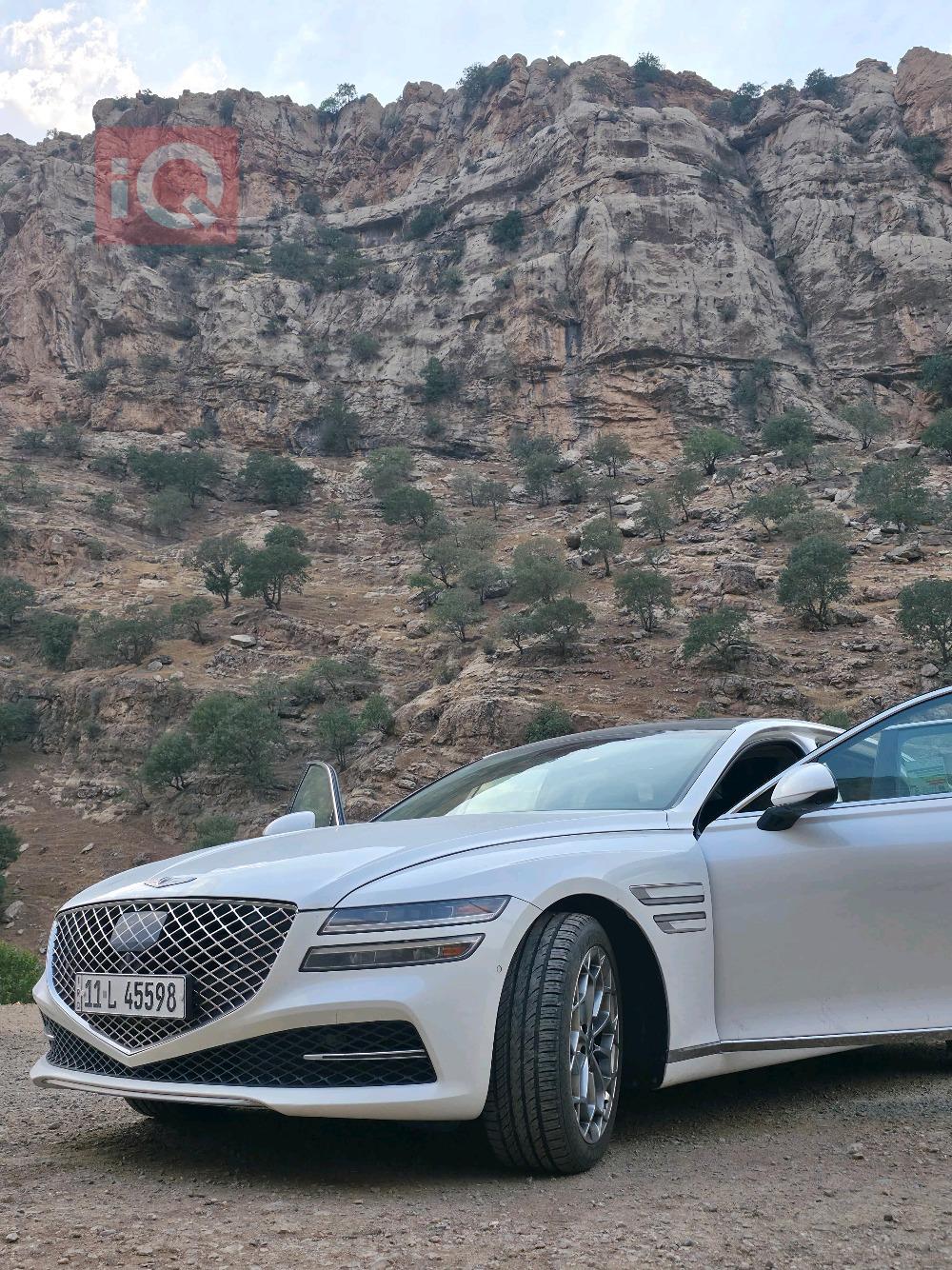 جێنسس G80